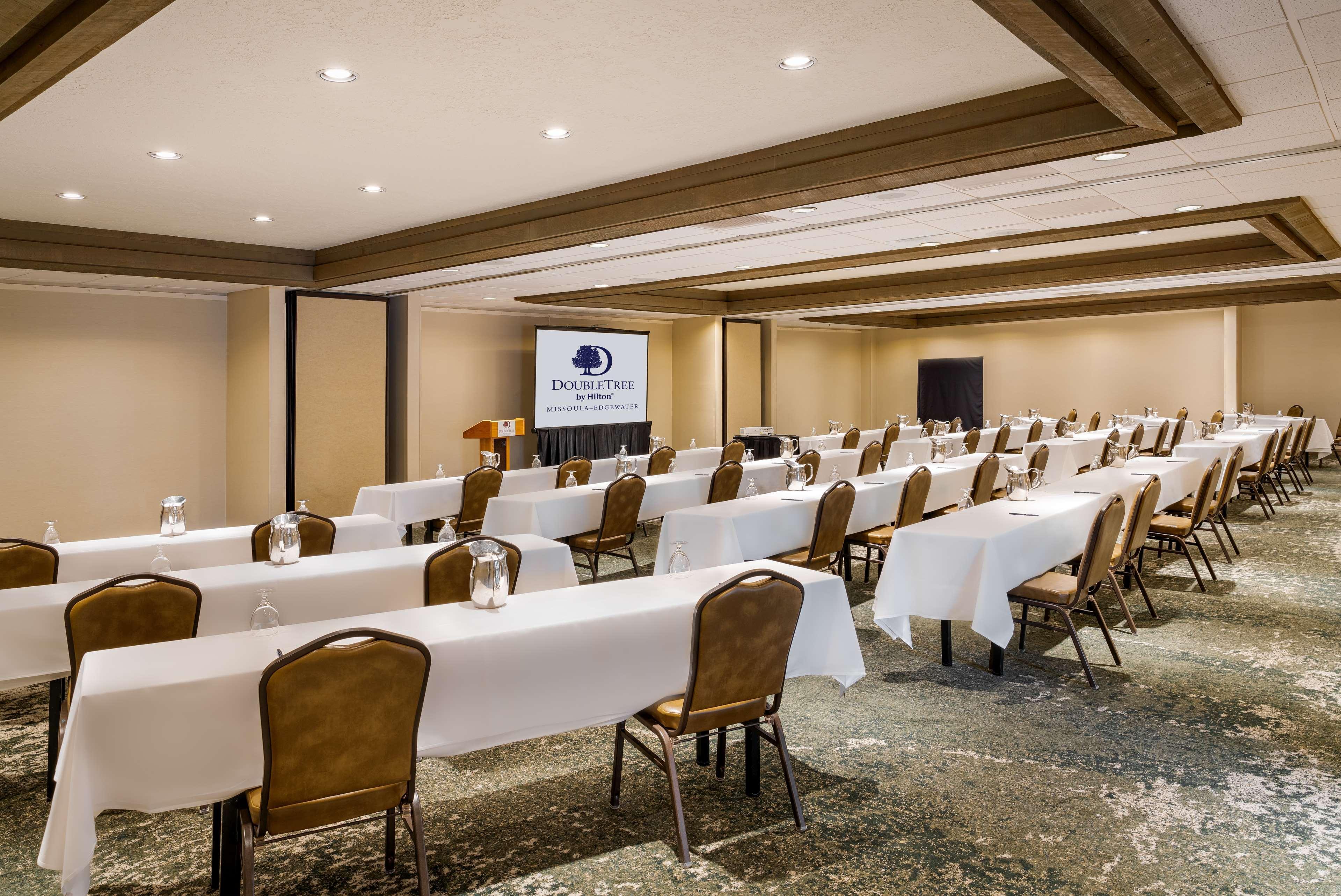 Doubletree By Hilton Missoula Edgewater Hotel Bagian luar foto
