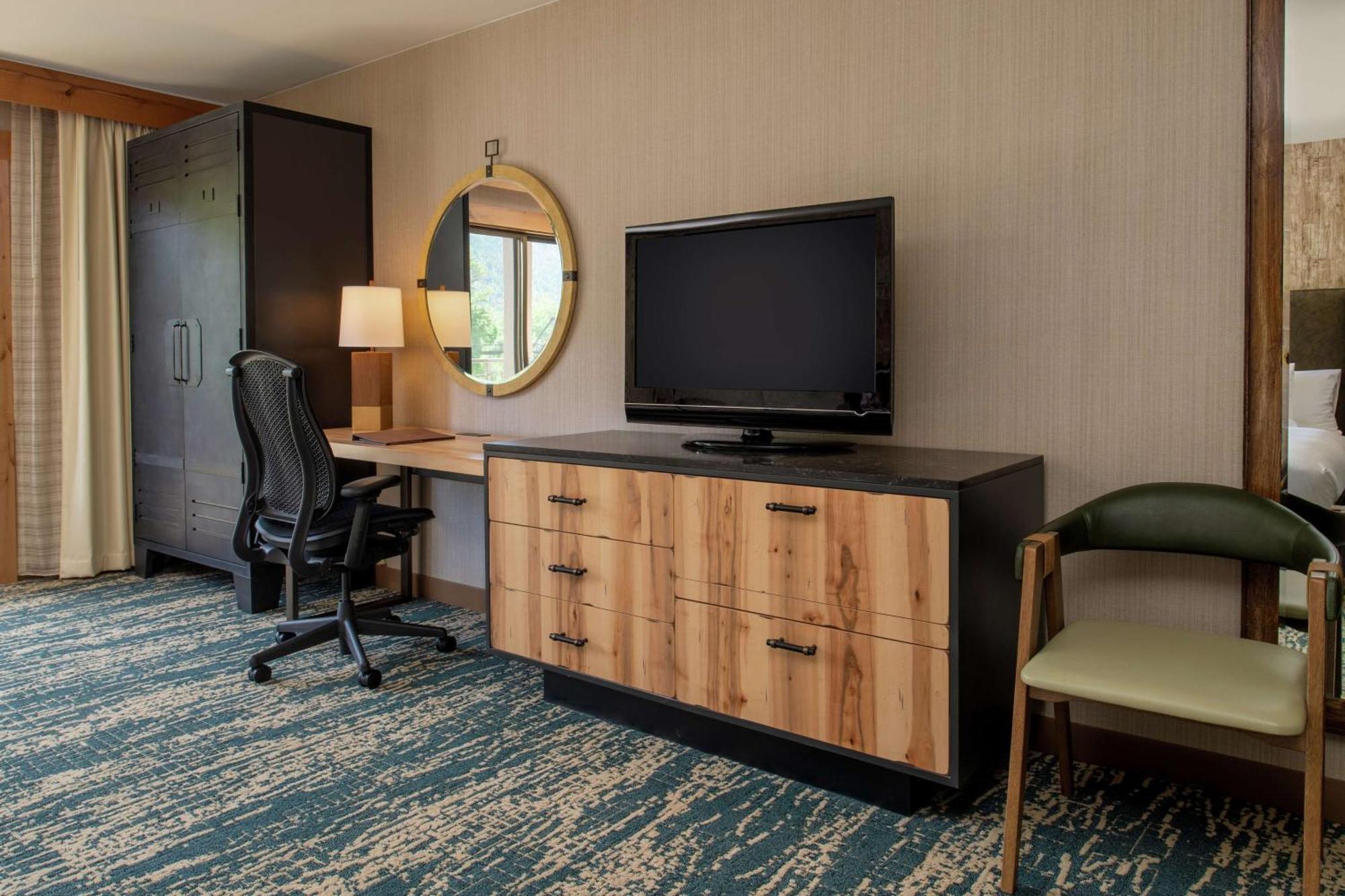 Doubletree By Hilton Missoula Edgewater Hotel Bagian luar foto