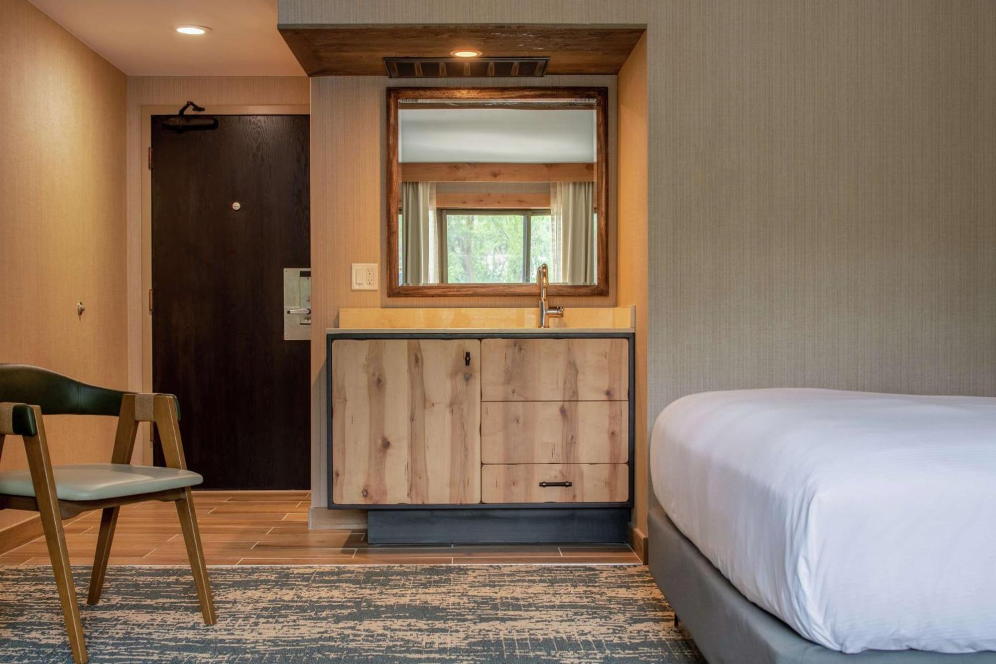 Doubletree By Hilton Missoula Edgewater Hotel Bagian luar foto