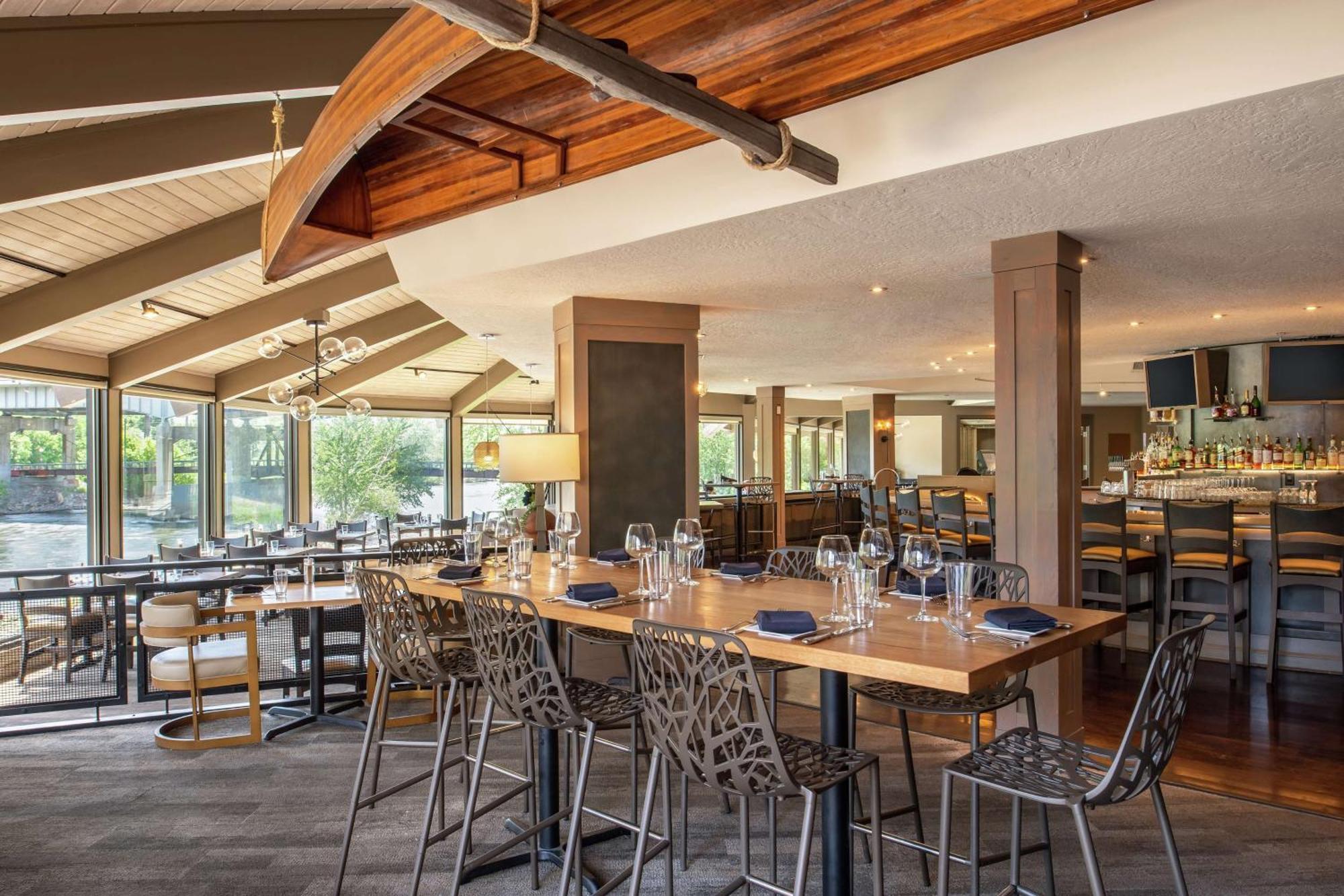 Doubletree By Hilton Missoula Edgewater Hotel Bagian luar foto