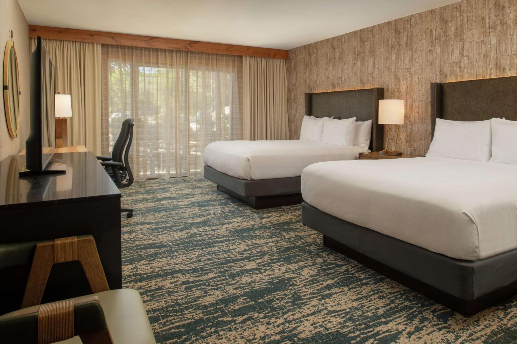 Doubletree By Hilton Missoula Edgewater Hotel Bagian luar foto