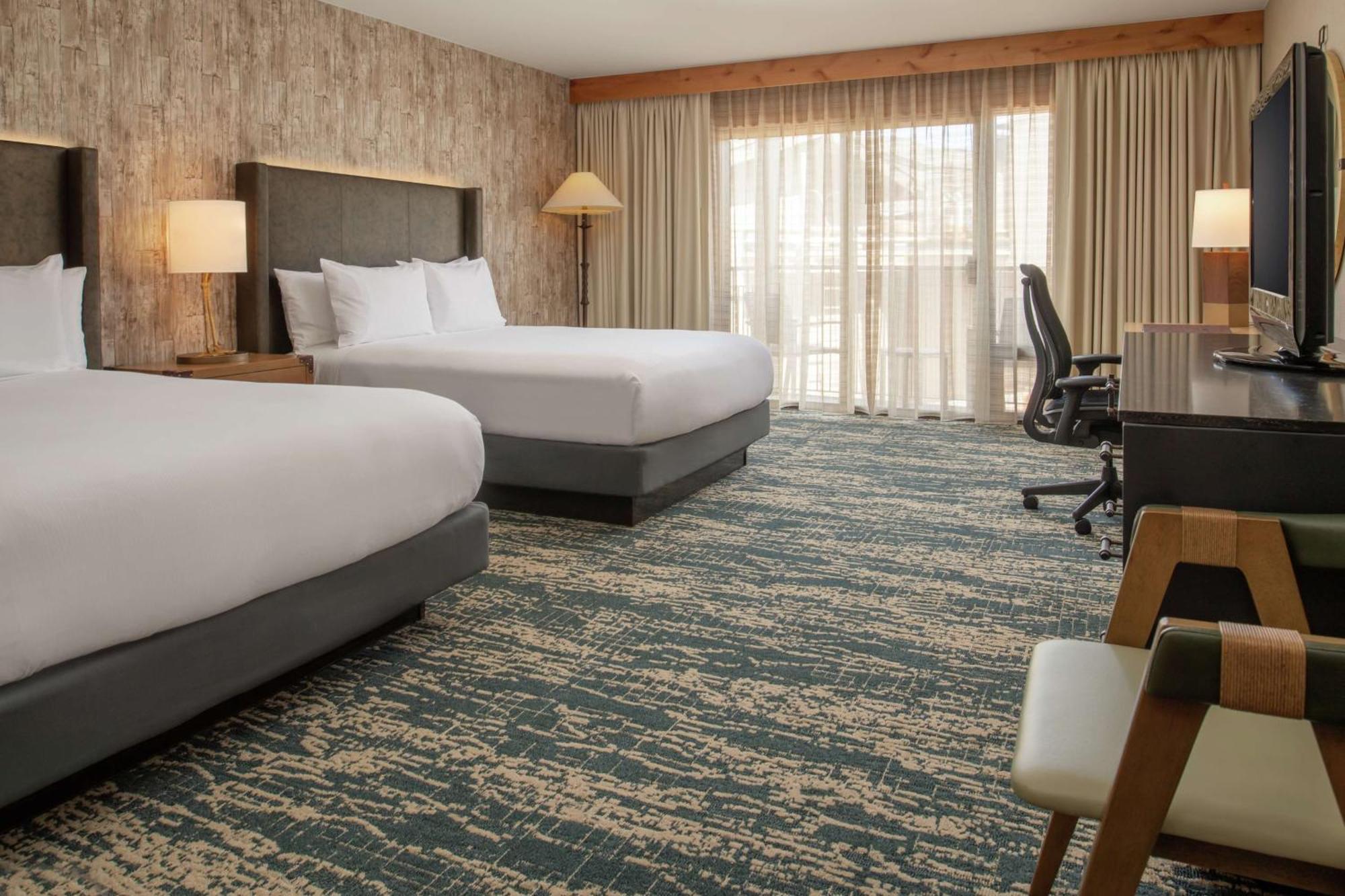 Doubletree By Hilton Missoula Edgewater Hotel Bagian luar foto