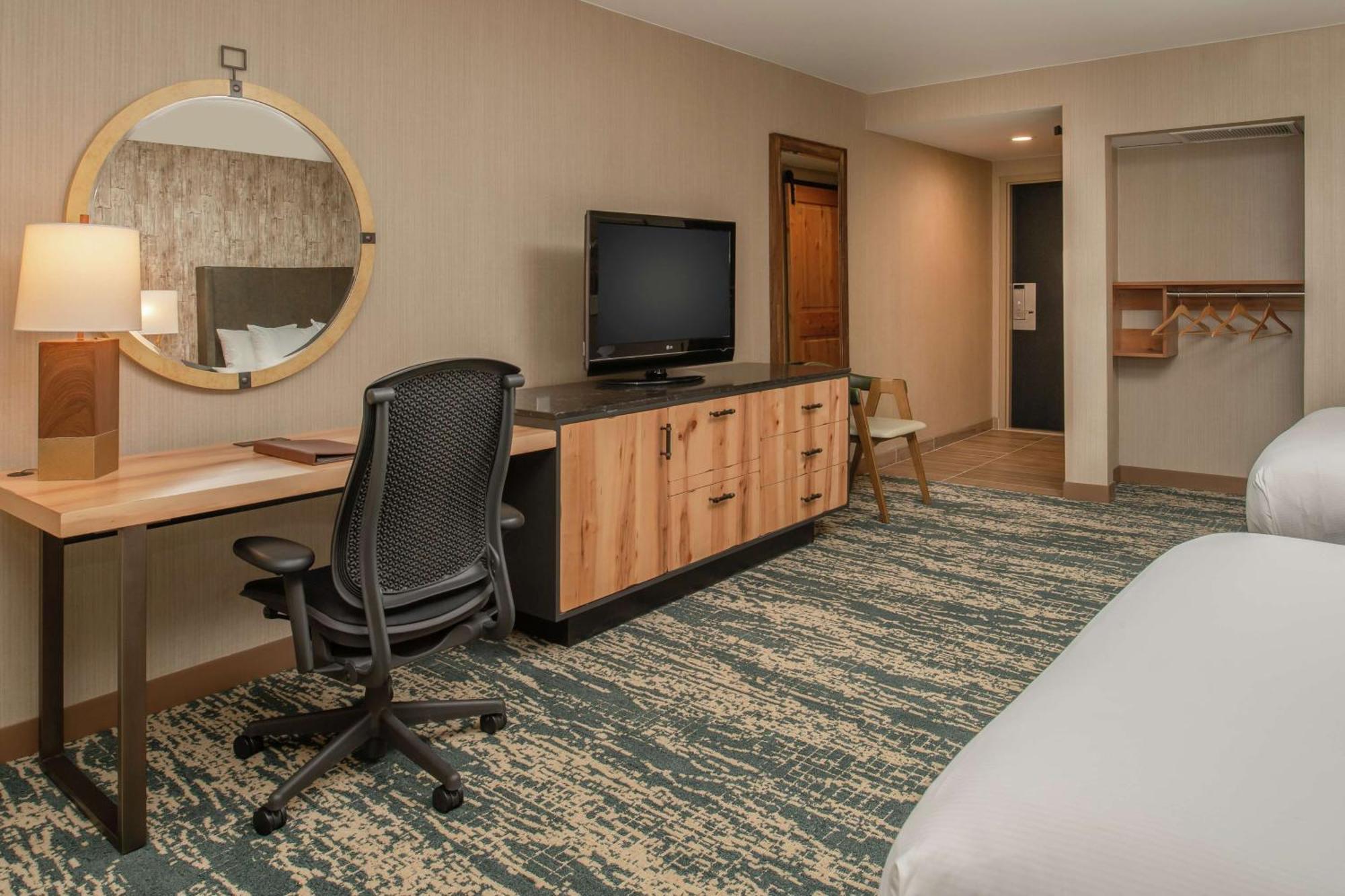 Doubletree By Hilton Missoula Edgewater Hotel Bagian luar foto
