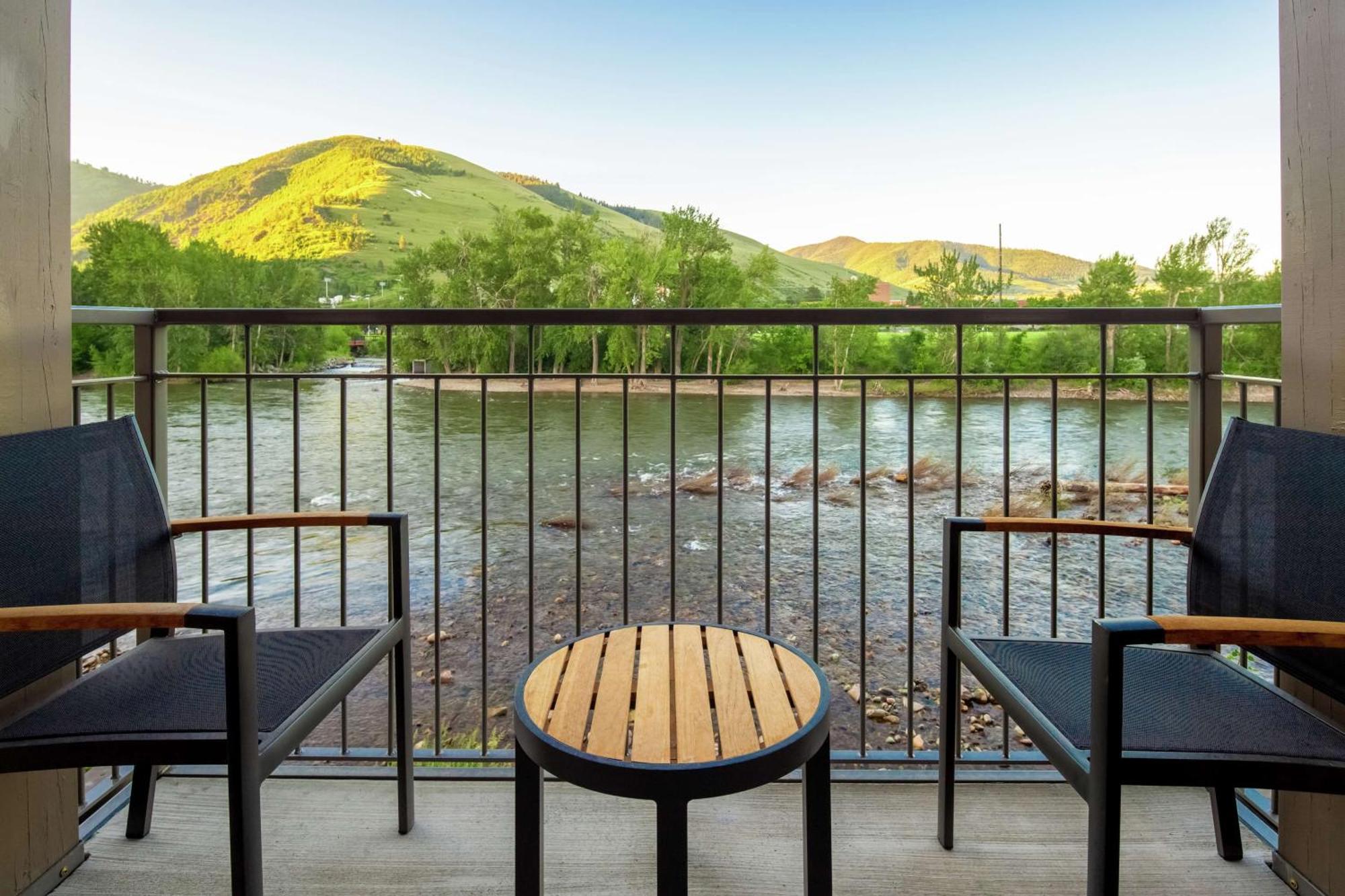Doubletree By Hilton Missoula Edgewater Hotel Bagian luar foto