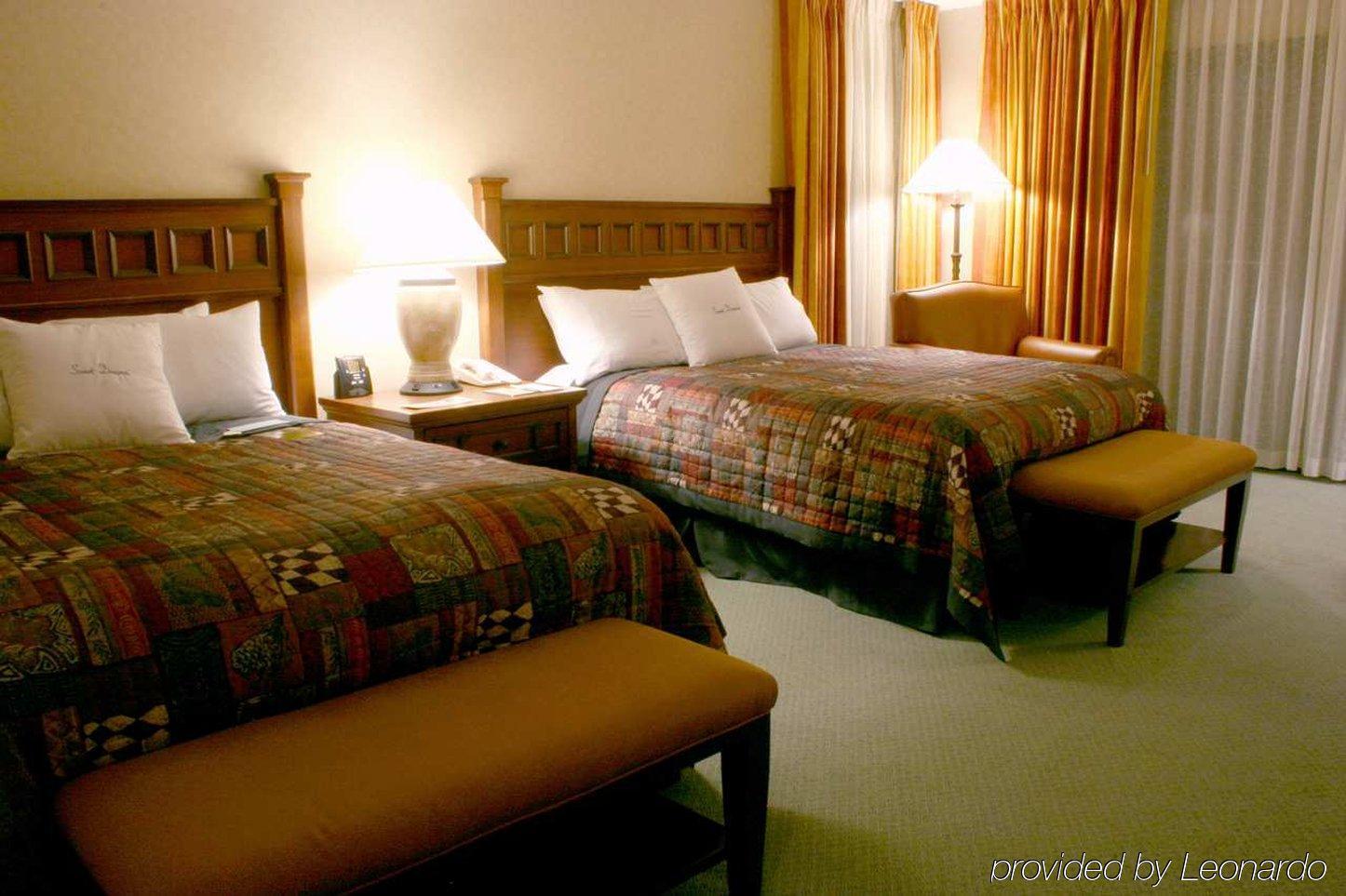 Doubletree By Hilton Missoula Edgewater Hotel Ruang foto